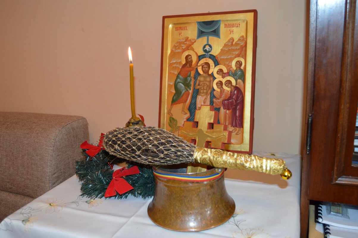 Epifania sau înveșmântarea credincioșilor în Hristos 46611