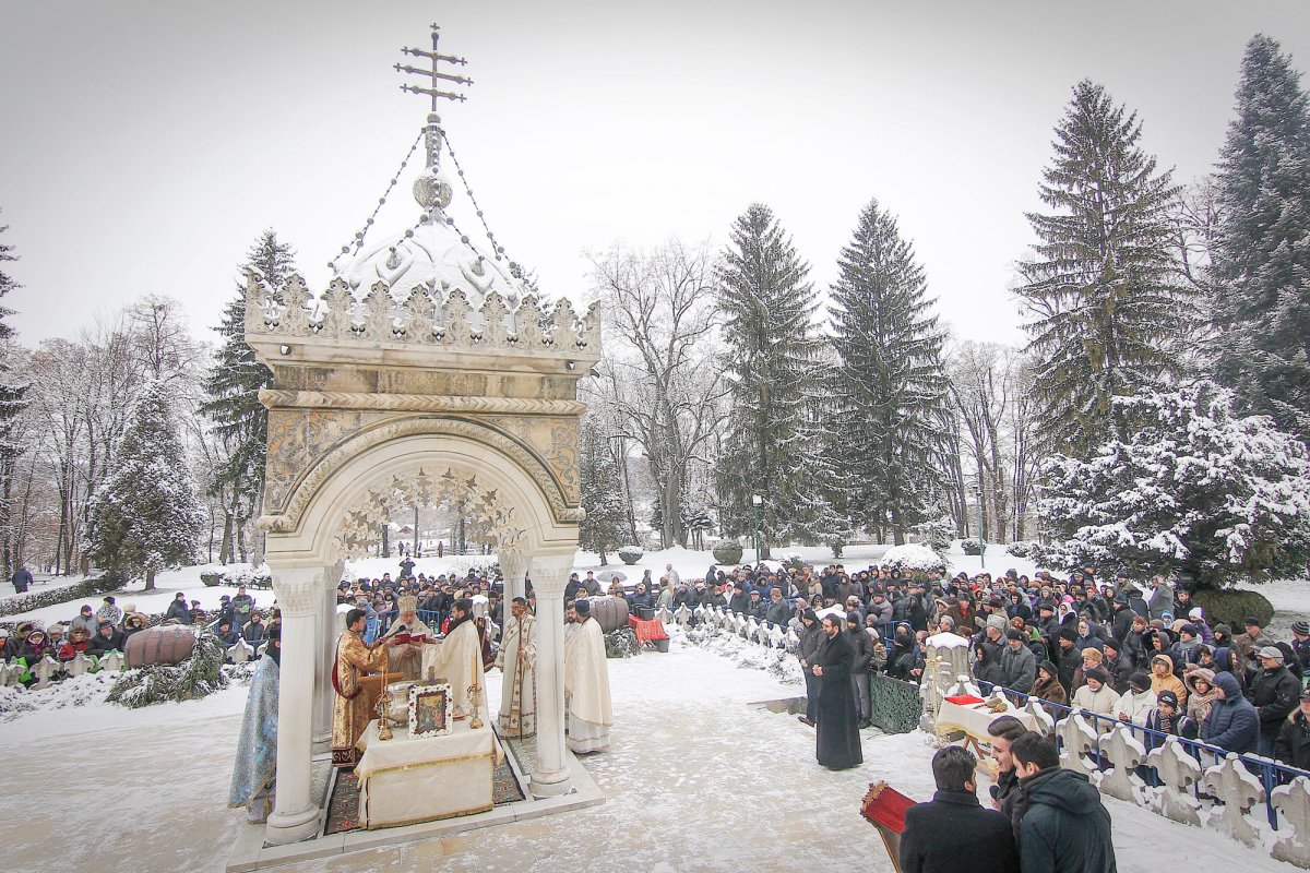 Sărbătoarea Botezului Domnului în Muntenia şi Dobrogea 46573