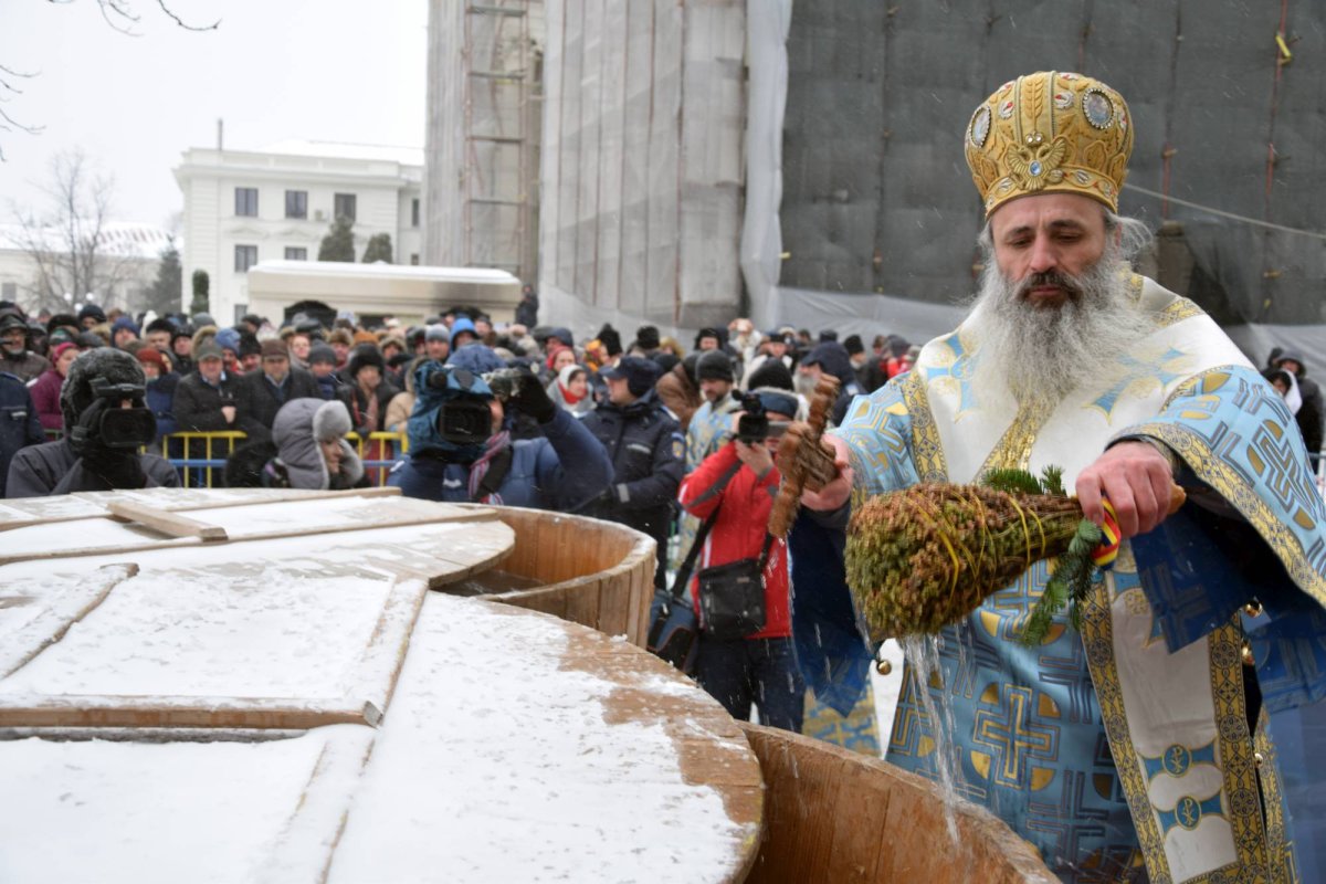 Sfinţirea cea mare a apei la Catedrala Mitropolitană din Iaşi 46512