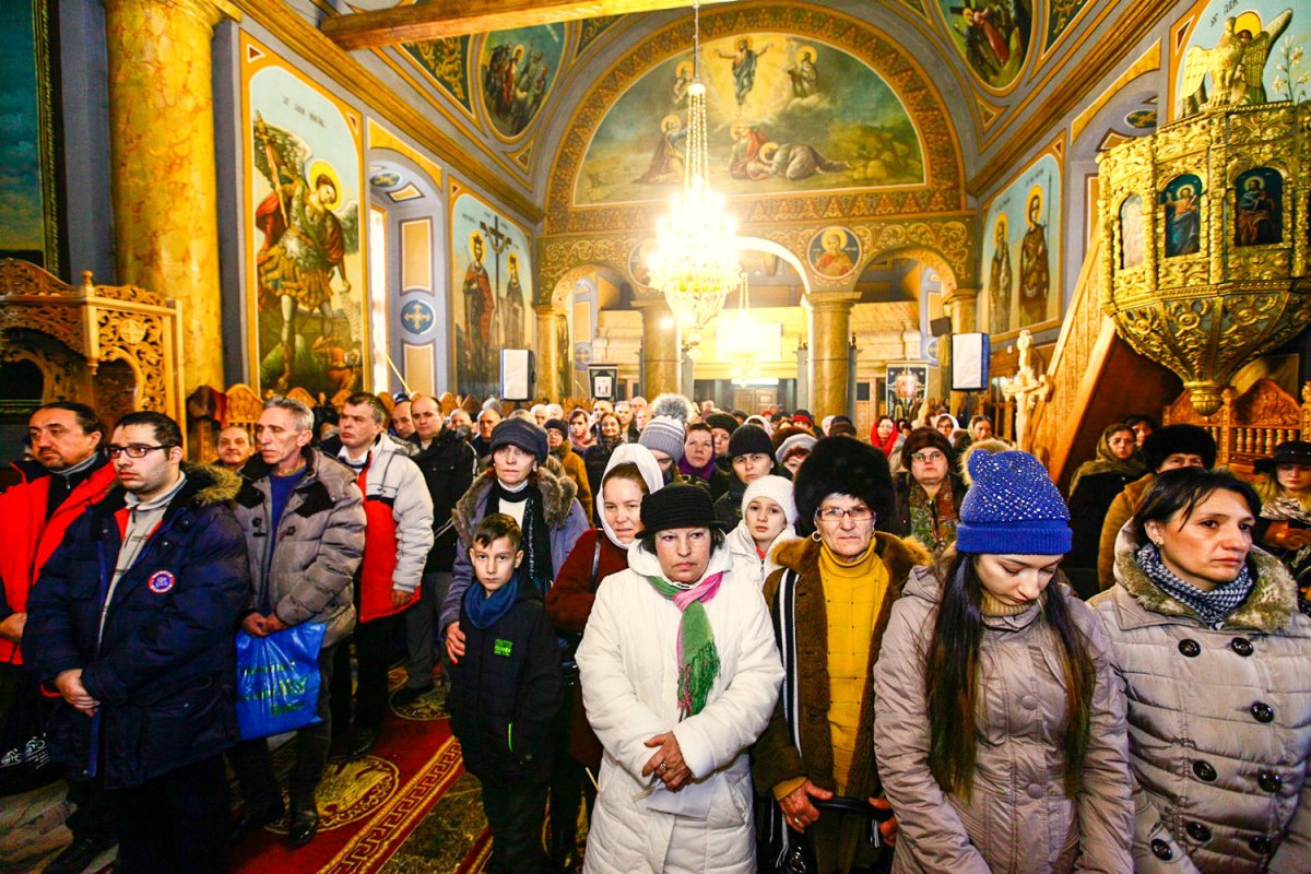 „Chemarea noastră  la lumina lui Hristos” 46439