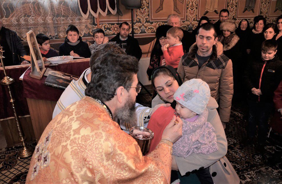 Binecuvântări și slujiri arhierești în parohiile ardelene 46349