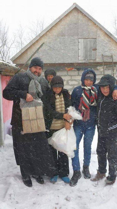 „Lumina faptei“, proiectul care aduce credinţă şi miere 46140