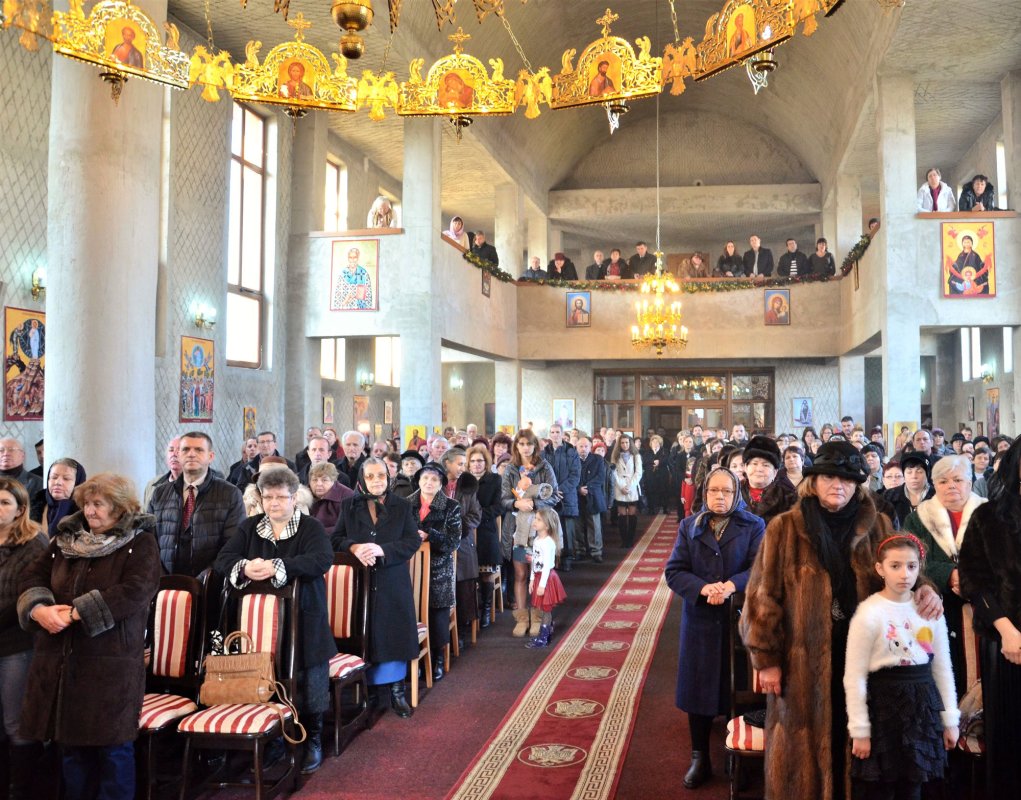 Slujiri arhierești în Transilvania 46150