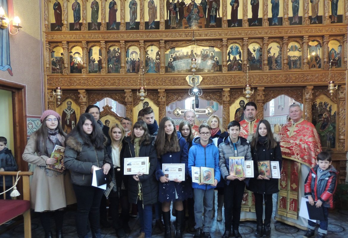 Tinerii olimpici sărbătoriți la Biserica „Nașterea Domnului” 46104
