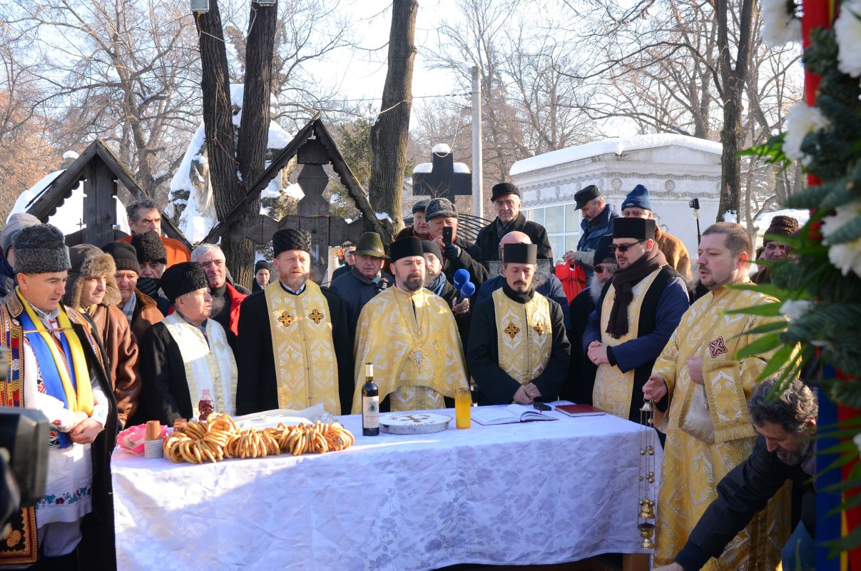 Evocări și slujbe de pomenire de ziua poetului național 46068