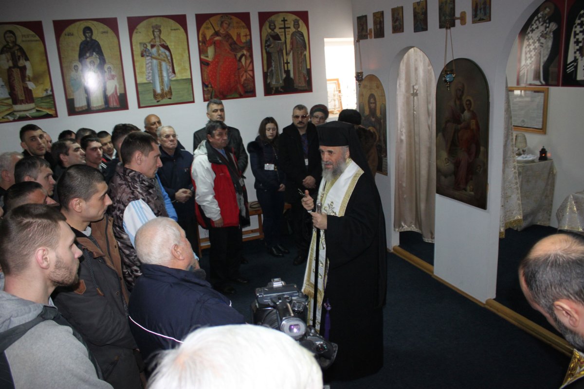 Slujiri la penitenciarele din Galaţi, Brăila şi Tulcea 46023