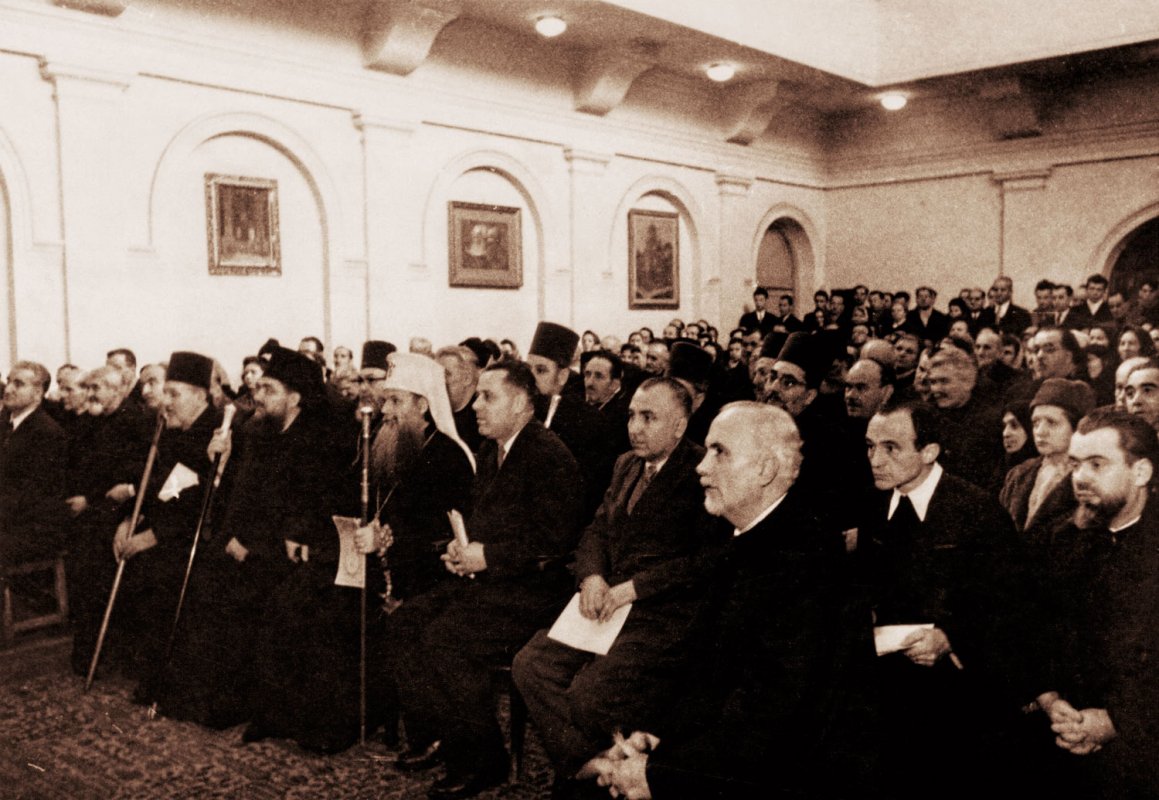 „Îți lăsa sentimentul bucuriei întâlnirii” 45905