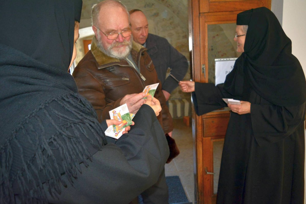 Parastas pentru Mitropolitul Anastasie Crimca, la Dragomirna 45792