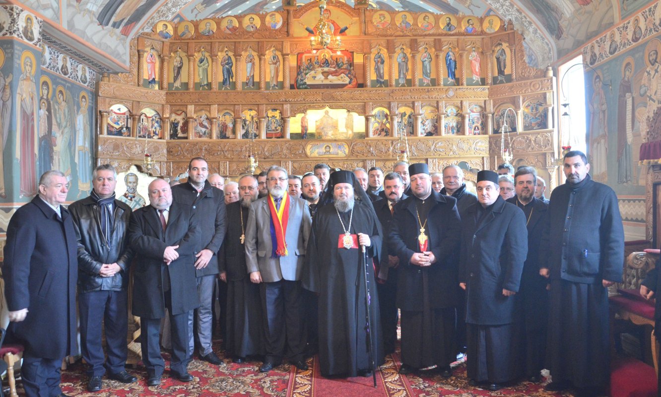 Adunări eparhiale în Arhiepiscopia Sibiului și în Episcopia Oradiei 45736