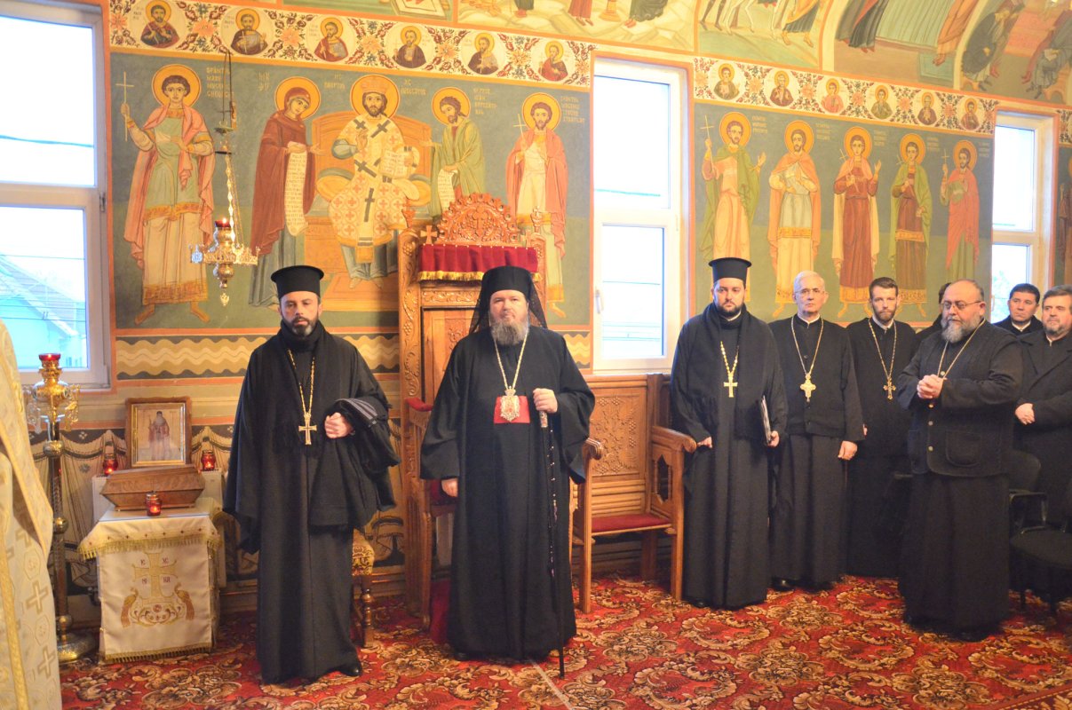 Adunări eparhiale în Arhiepiscopia Sibiului și în Episcopia Oradiei 45739