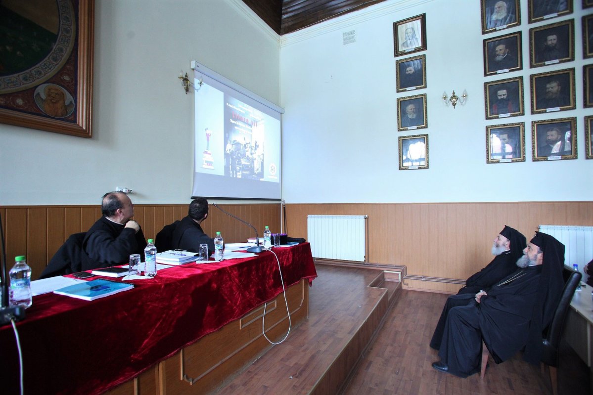 Adunări eparhiale în Arhiepiscopia Sibiului și în Episcopia Oradiei 45742