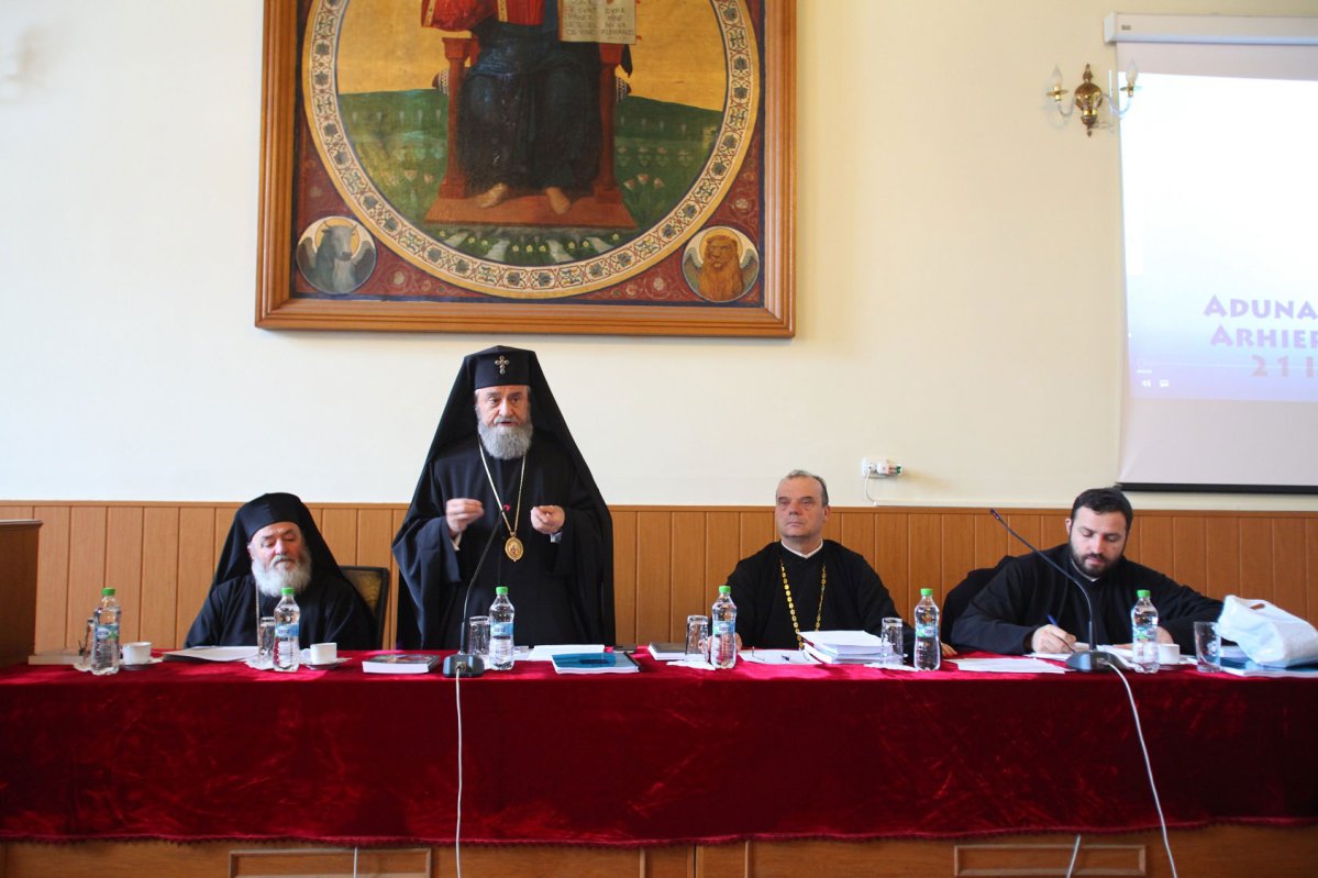 Adunări eparhiale în Arhiepiscopia Sibiului și în Episcopia Oradiei 45743