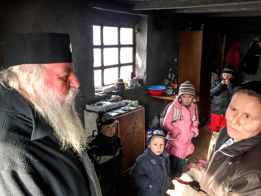 Locuințe pentru familii năpăstuite 45679