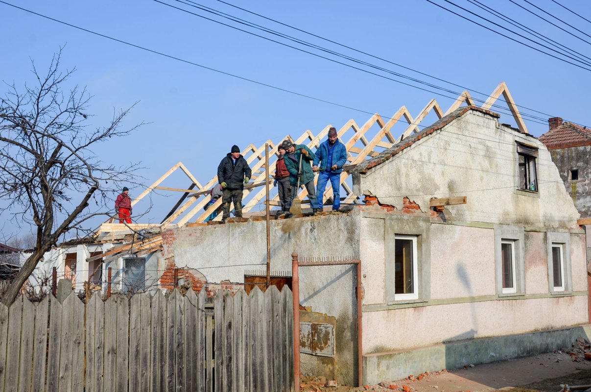 Locuințe pentru familii năpăstuite 45682