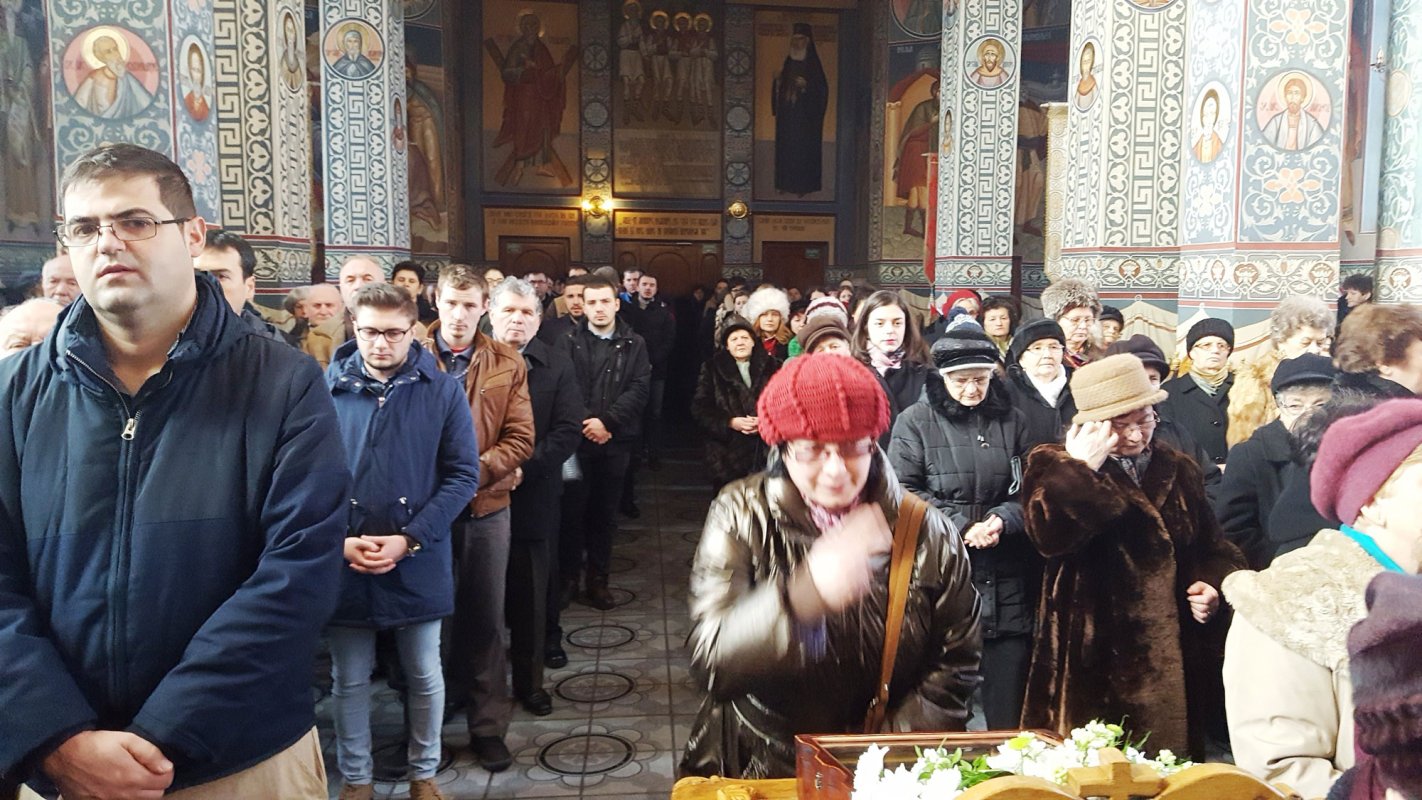 Slujiri și binecuvântări arhierești în Transilvania 45698