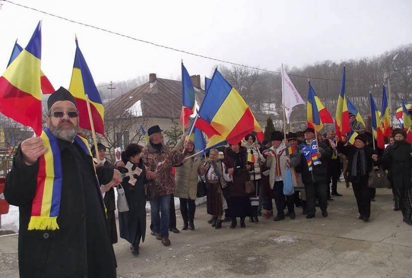 Eparhia Romanului şi Bacăului a sărbătorit Mica Unire 45605