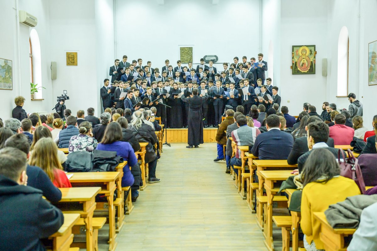 Ocrotitorii teologilor, sărbătoriți la București 45360