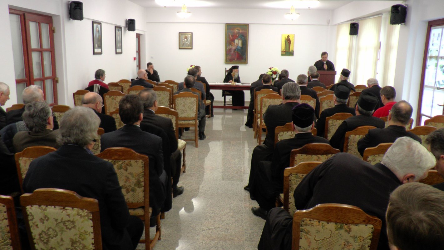 Adunarea eparhială a Arhiepiscopiei Sucevei şi Rădăuţilor 45284