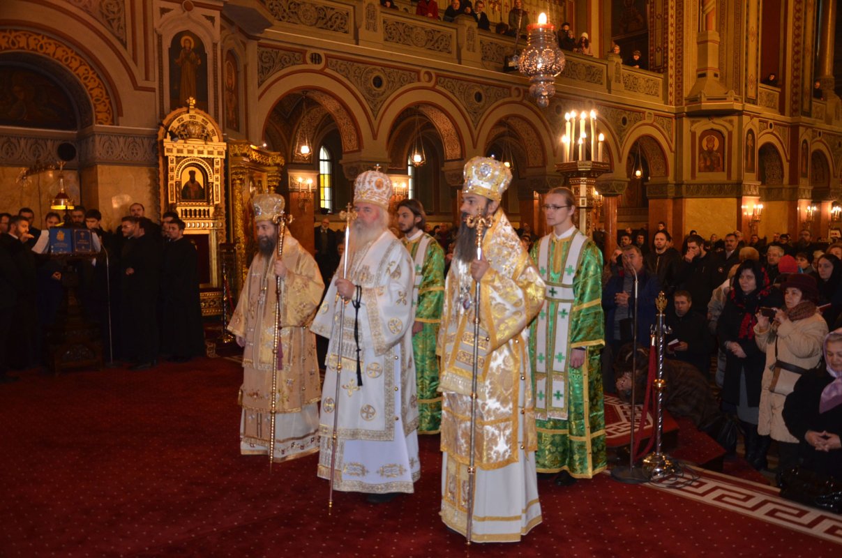 Candele aprinse ale credinței ortodoxe 45304