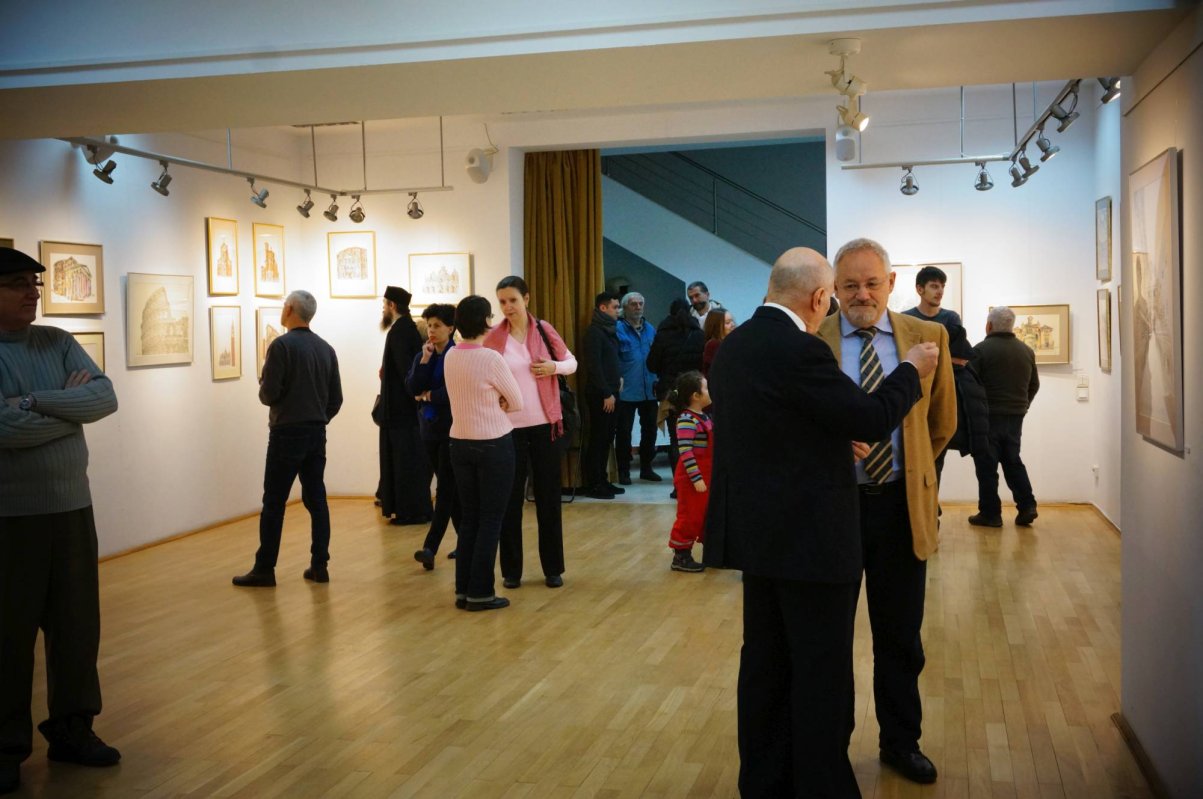 „Partituri arhitecturale” în tuş şi acuarelă 44904