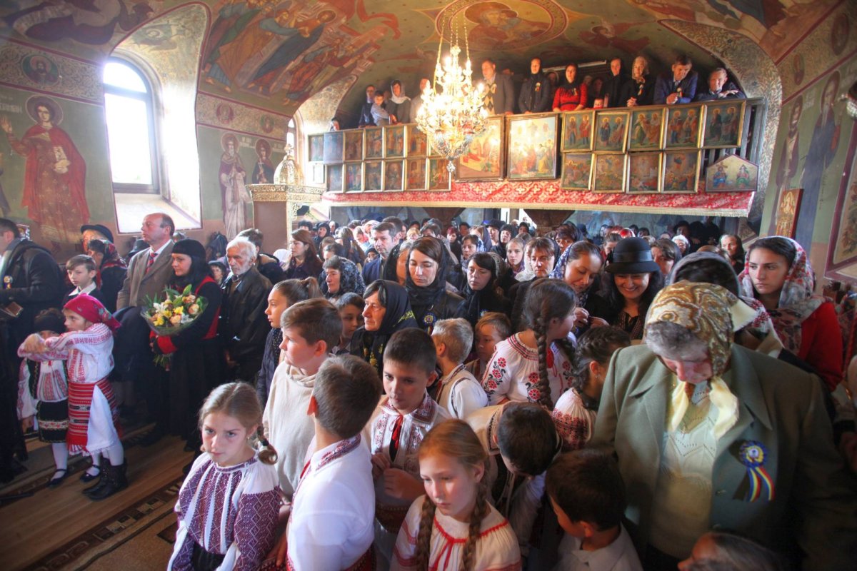 Biserica din Vama Buzăului, străjer al credinței în inima țării      44836