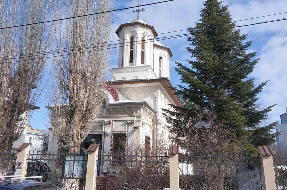 Hramul Bisericii Flămânda din București 44874