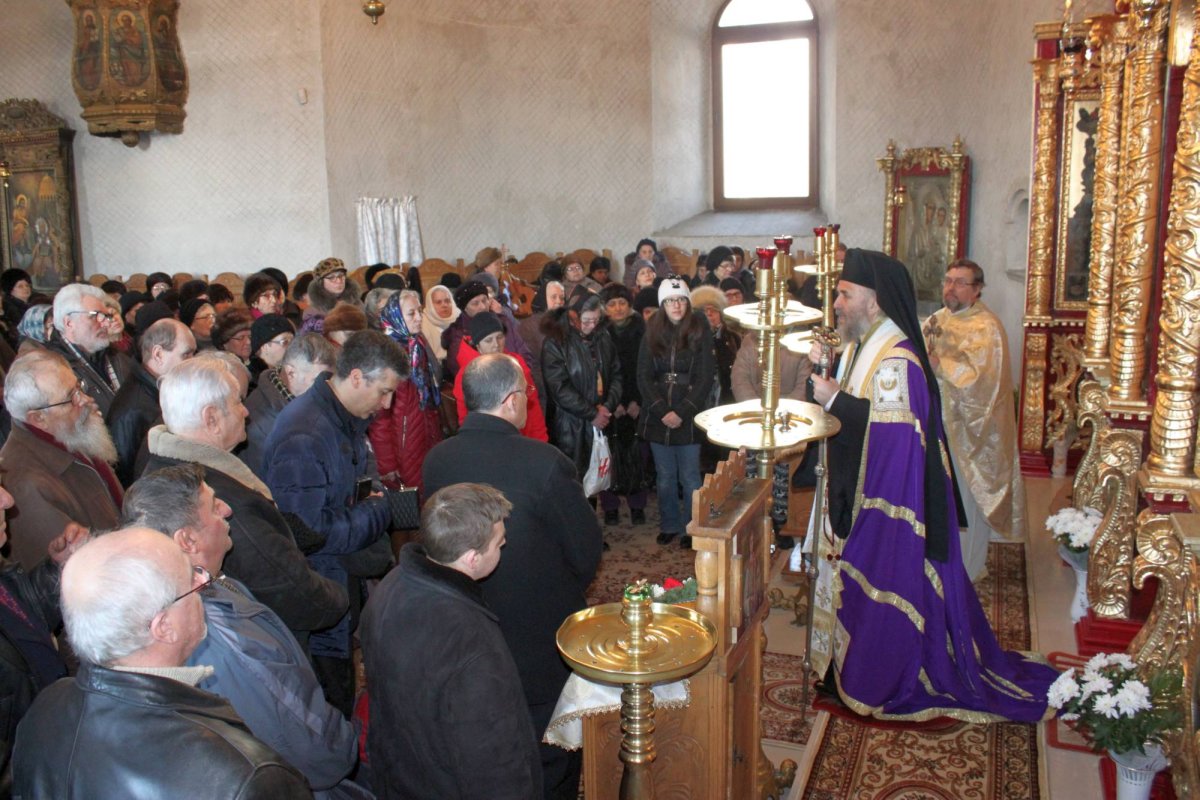 Hramul Parohiei „Sfântul Haralambie” din Galaţi 44812