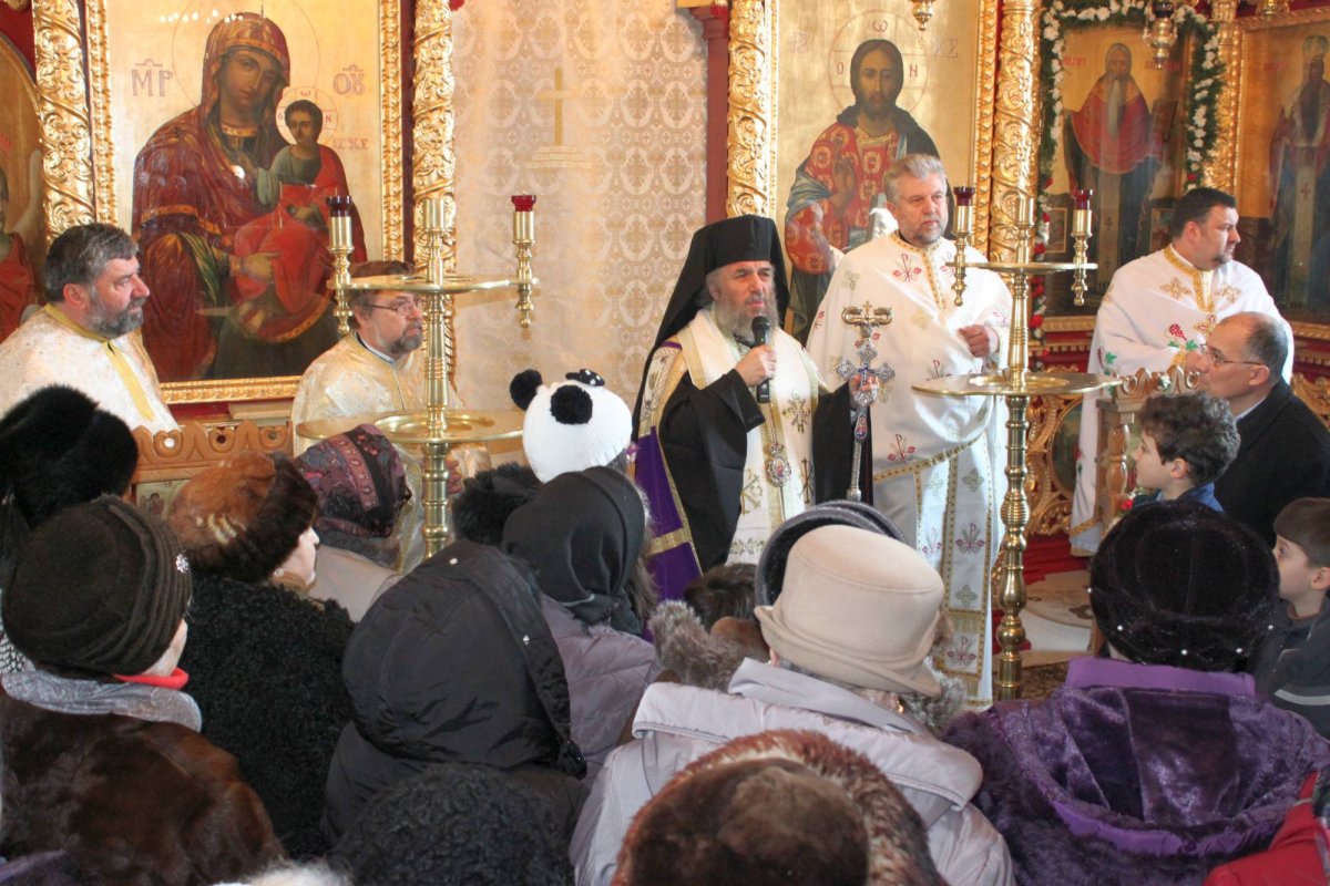 Hramul Parohiei „Sfântul Haralambie” din Galaţi 44814