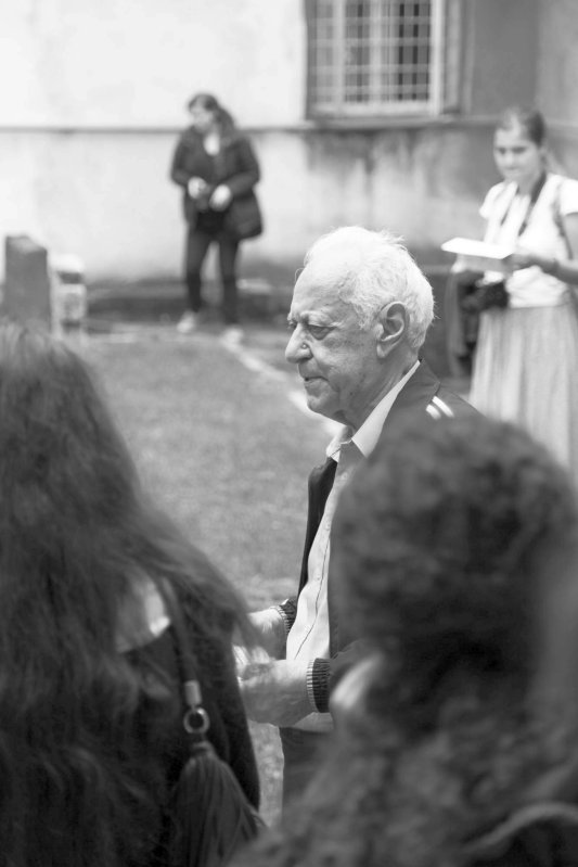 „Au vrut să ne facă să nu mai ținem la țară...” 44721