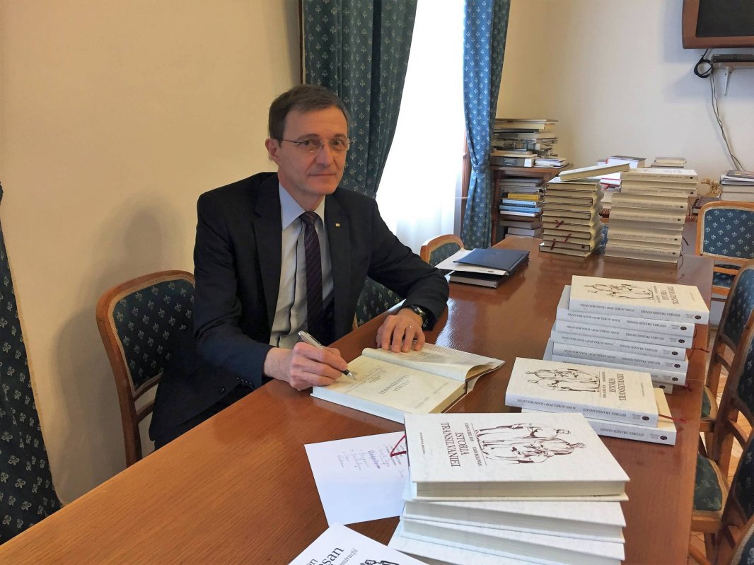 Fără complexe, despre istoria noastră 44726