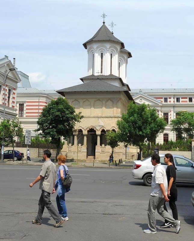 Graba de a face binele 44700