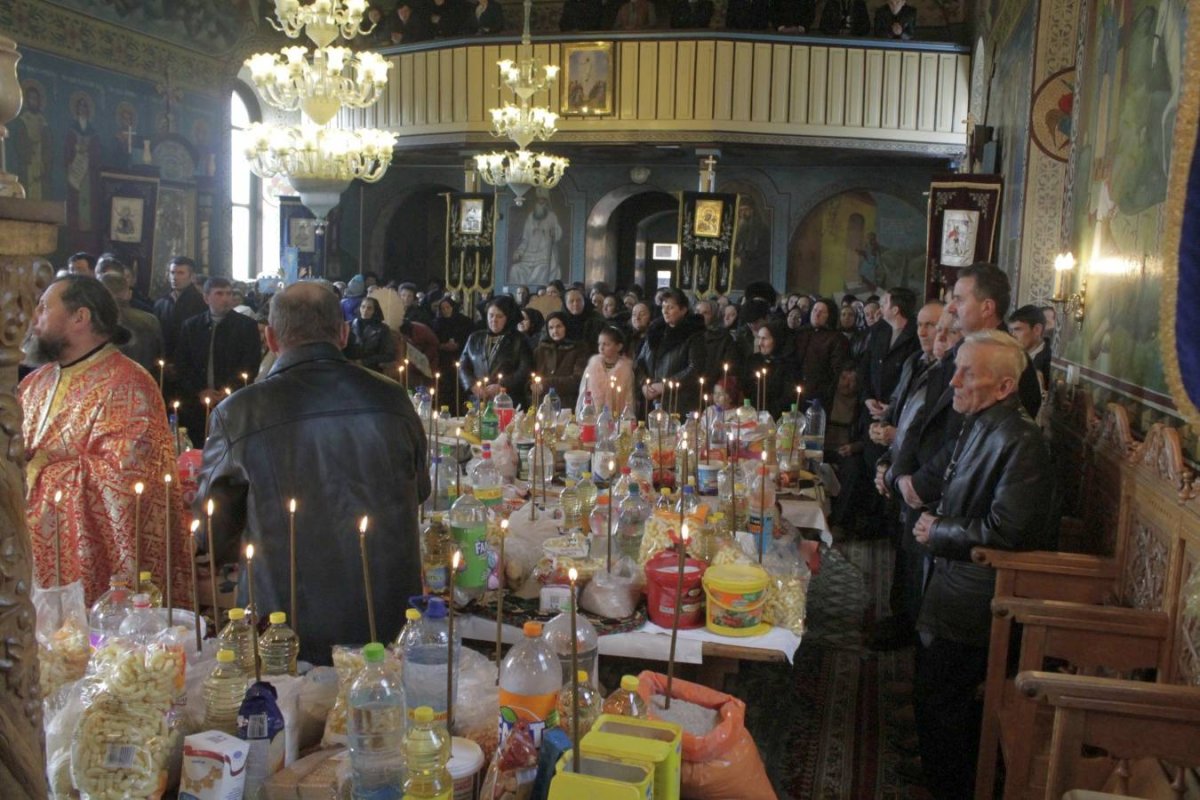 Sărbătoarea Sfântului Mucenic Haralambie în parohii clujene și bistrițene 44688