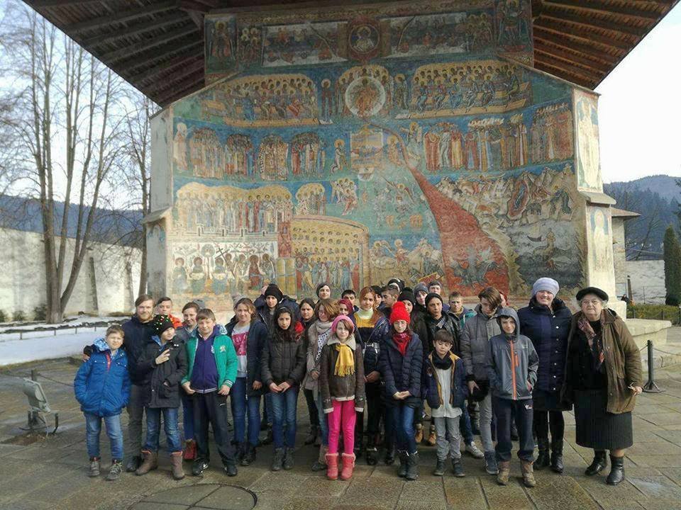 Tabăra „bucuriei“, la Fundu Moldovei 44678