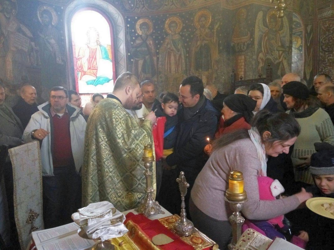 Hramul comunității surzilor din Capitală 44675