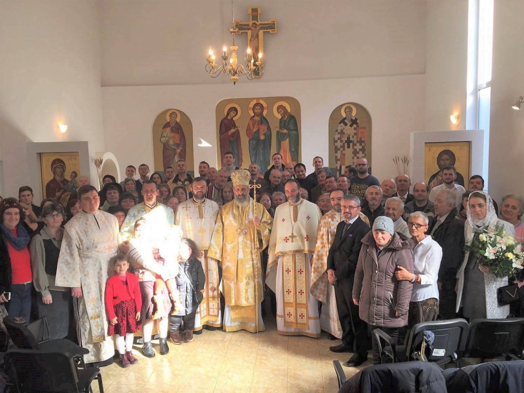 Slujiri arhierești în Duminica Întoarcerii Fiului risipitor 44626