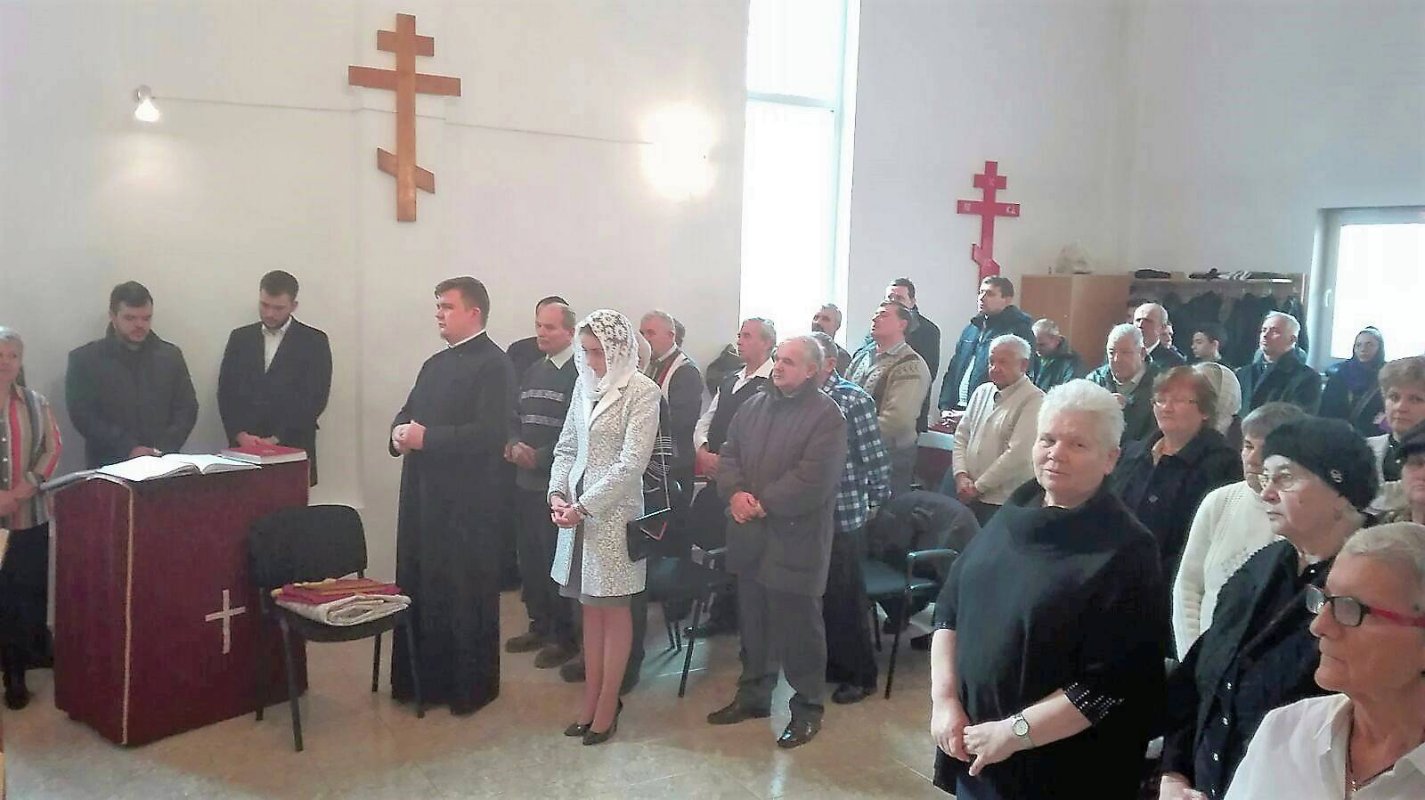 Slujiri arhierești în Duminica Întoarcerii Fiului risipitor 44632