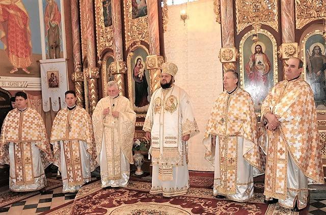 Slujiri arhierești în Duminica Întoarcerii Fiului risipitor 44636