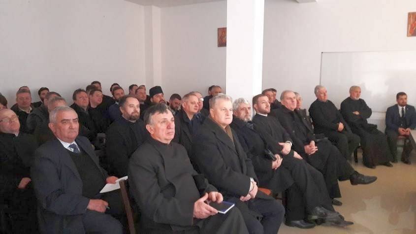 Şedinţe lunare în protopopiatele Huedin şi Dej 44578