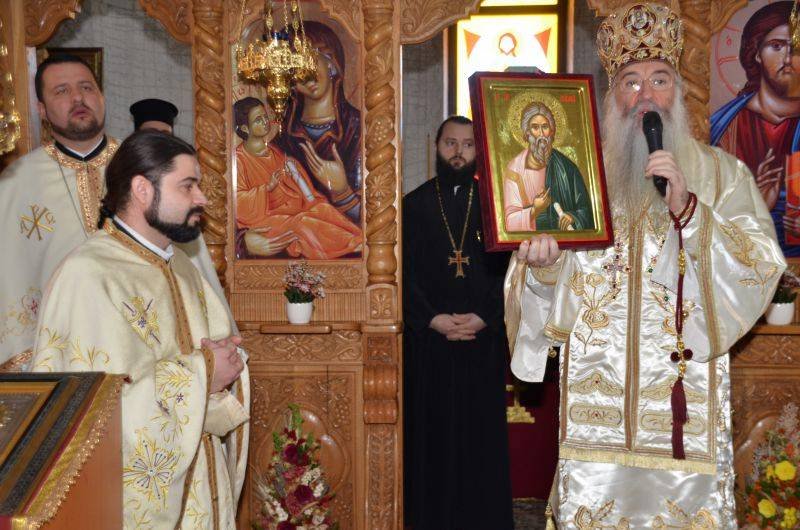 Slujire arhierească în parohia severineană „Sfântul Andrei” 44589