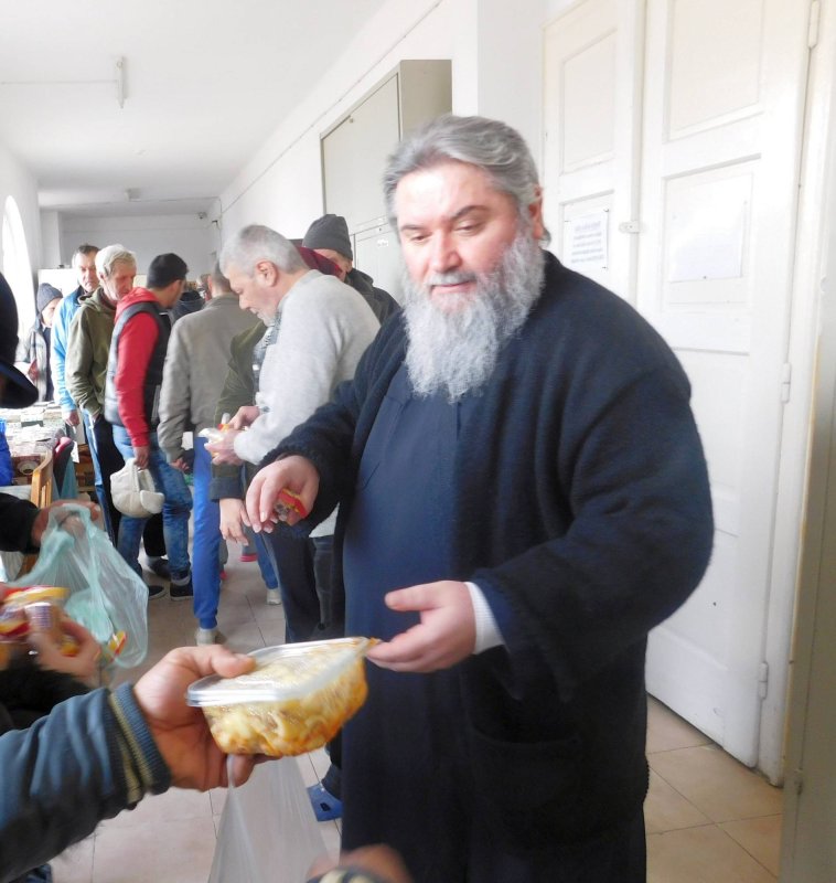 Acțiuni filantropice în Arhiepiscopia Aradului 44536