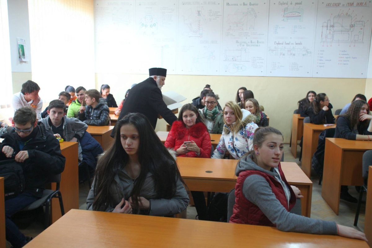 Campania „Tineri informați” a început la Sibiu    44517