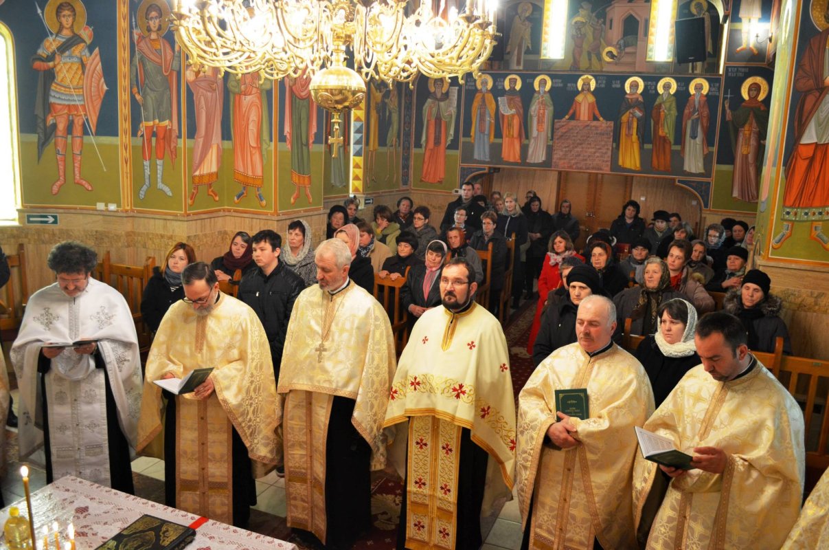 Cerc preoţesc Şoimuş, la Mintia, Hunedoara  44528