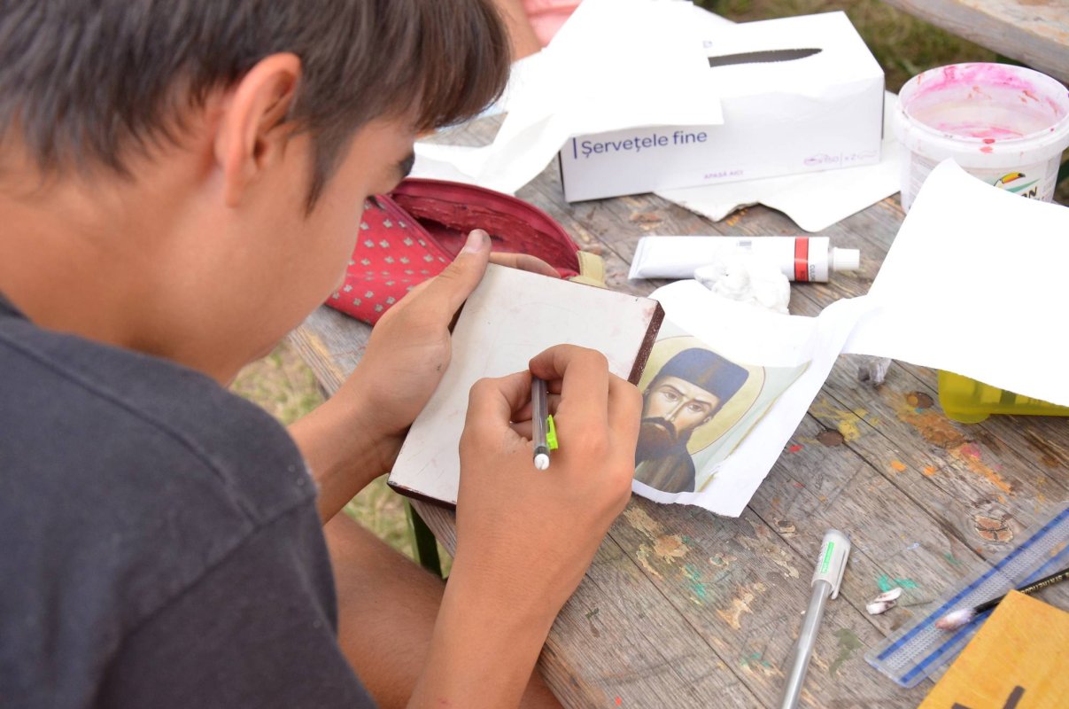 Concursul naţional „Icoana şi Şcoala mărturisirii” 44555