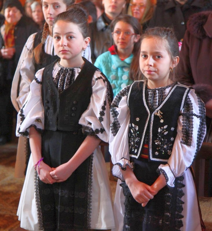 Cum s-a rezidit biserica din Vurpăr în vremea comunismului     44459