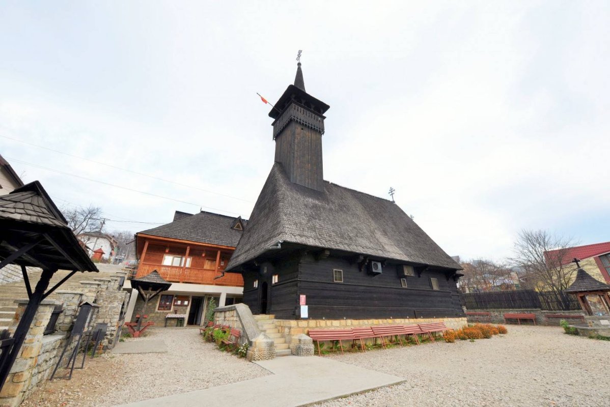 „Bisericuță din Albac, Tu ești al vremurilor semn” 44388