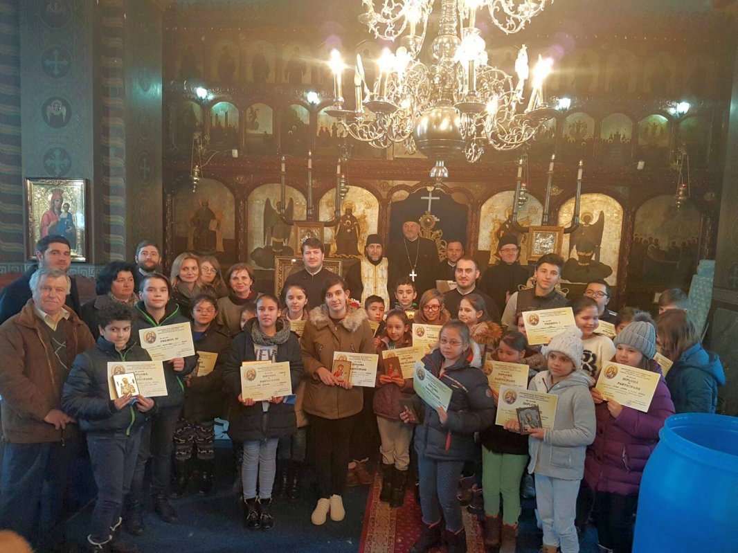 Cerc pastoral și concurs pentru tineri în Parohia Dascălu 44415