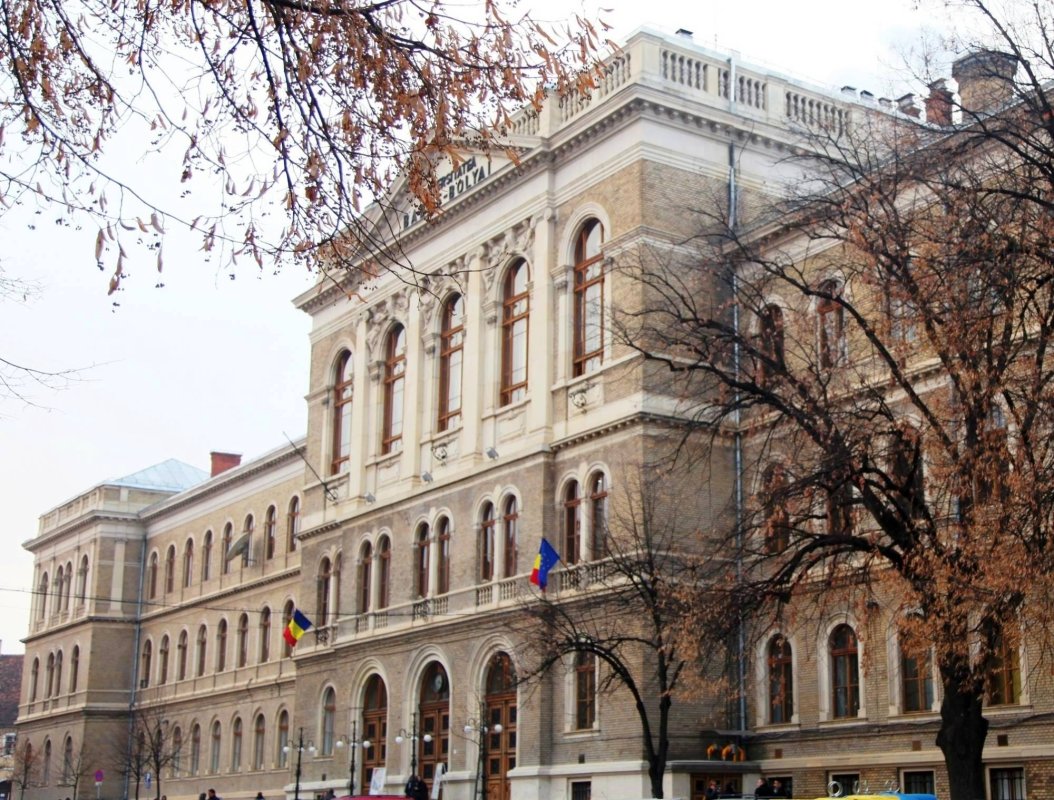 Sprijin pentru studenţii cu tulburări de auz, la UBB   44387