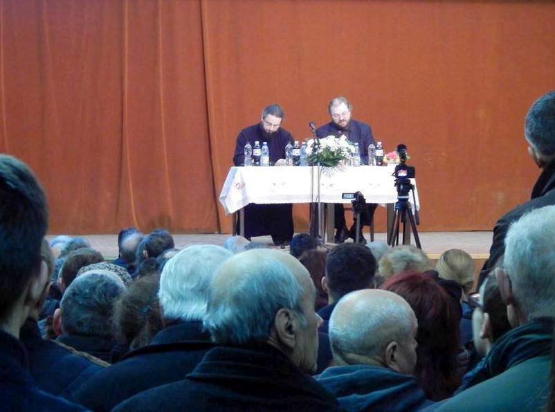 Conferinţă despre închisoarea din Gherla şi vindecare prin memorie 44305