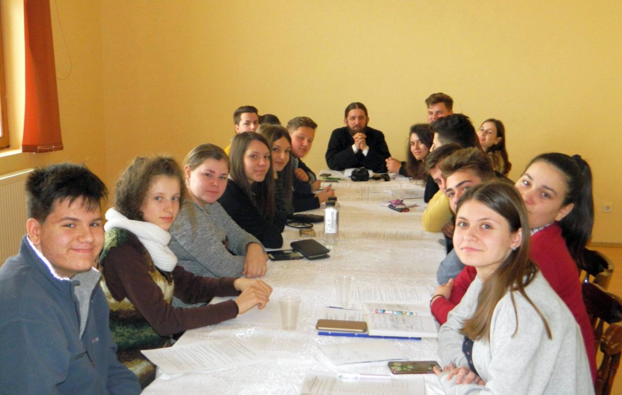 Congresul centrelor de tineret ale Episcopiei Caransebeşului 44263