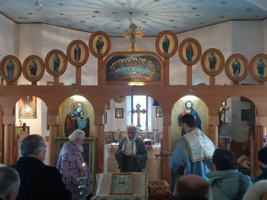 Duminica a treia din Triod în Banat 44258